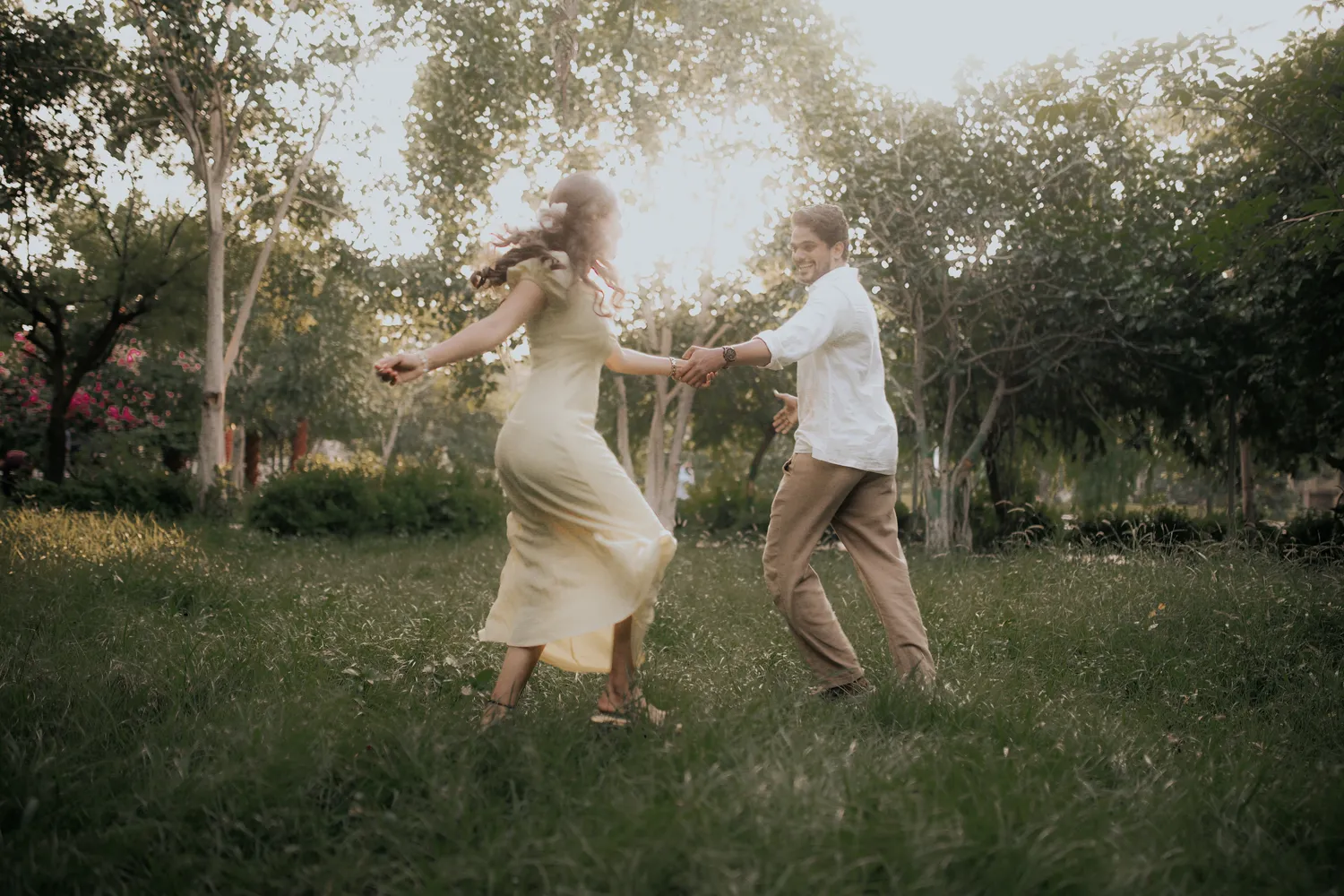 PRE WEDDING image